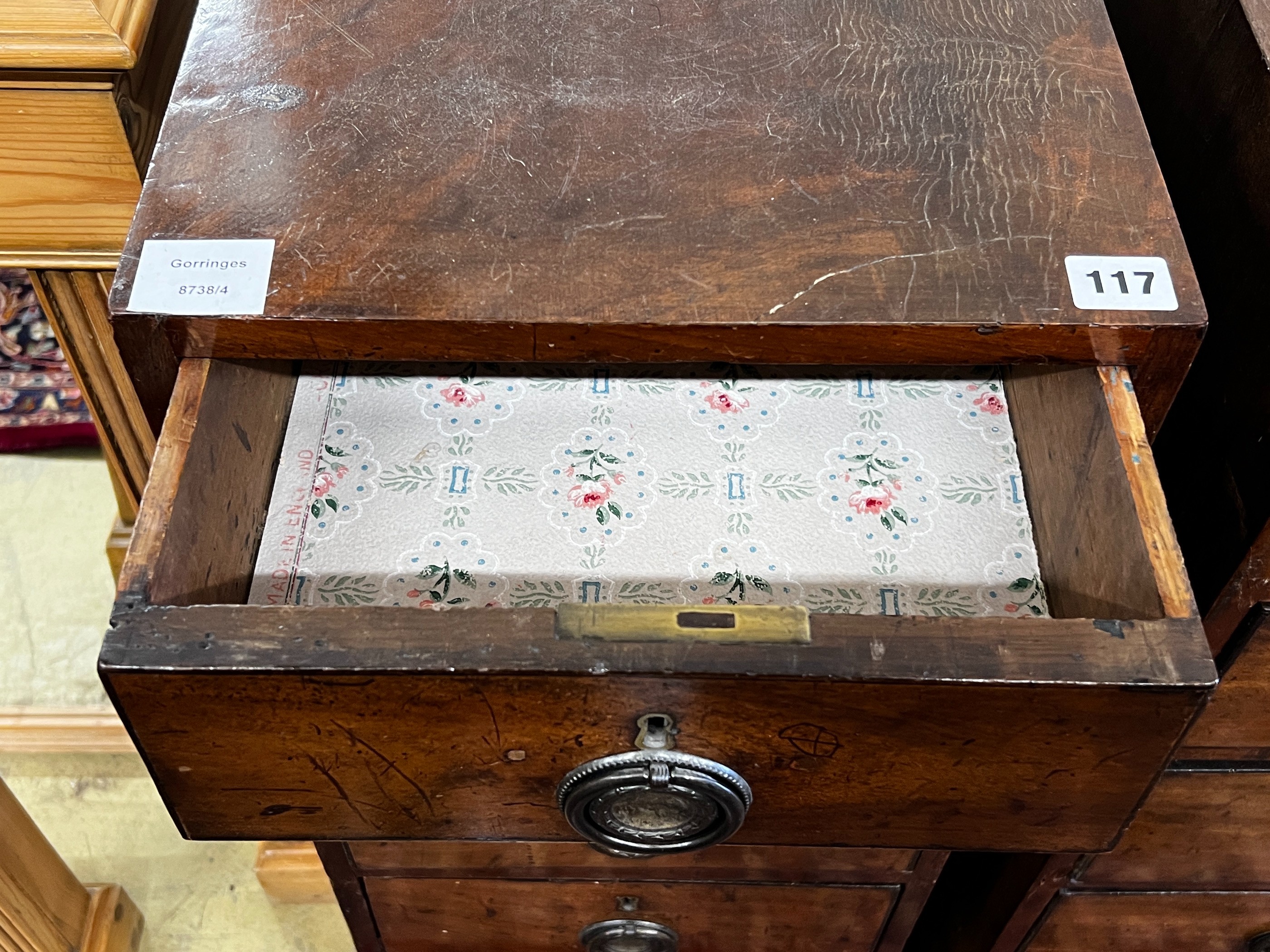 A pair of 19th century mahogany five drawer pedestal chests, width 33cm, depth 45cm, height 90cm